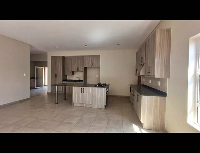 3 BEDROOM HOUSE FOR SALE IN RIVERSPRAY LIFESTYLE ESTATE